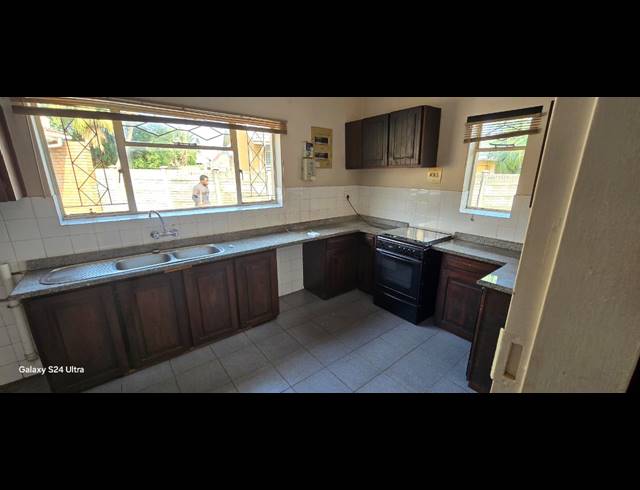 3 BEDROOM HOUSE RENTED IN VELD EN VLEI